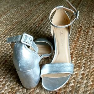 CL by Laundry Jody block heel sandal in silver